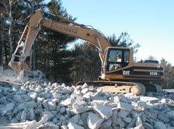 Crushing Cape Cod, Screening Cape Cod, asphalt crushing, concrete crushing