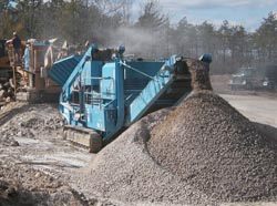 We offer on site crushing and on site screening services, as well as concrete crushing and asphalt crushing.